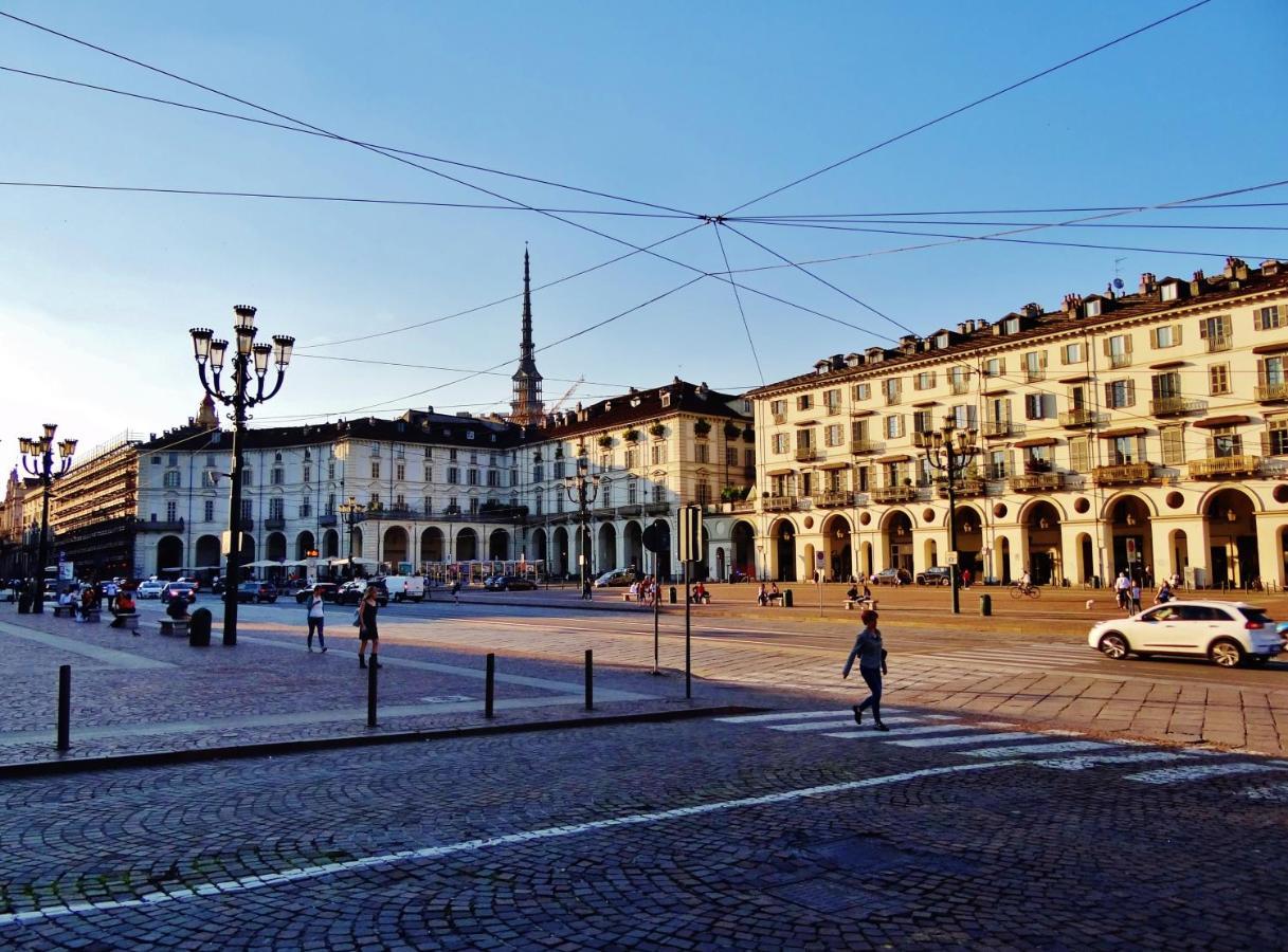 In Piazza Vittorio Veneto Con Parcheggio, Apartment *